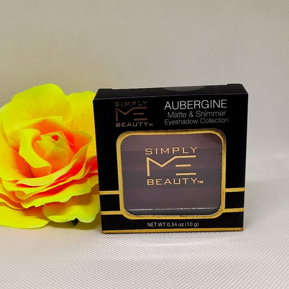 Bundle of makeup - Picture 2 of 8